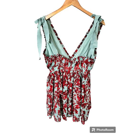 Talulah Super Bloom Mini Dress In Red Floral Garden - Picture 4 of 8